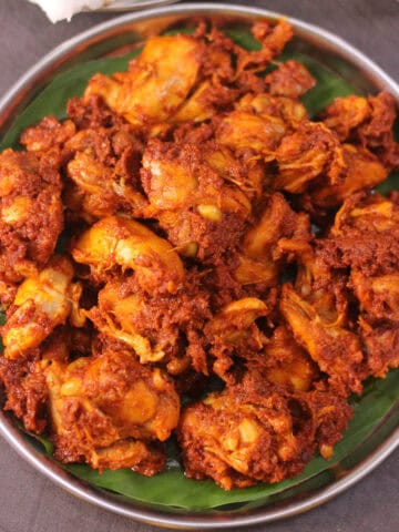 Kori Sukka, dry chicken cooked down with roasted coconut and spice